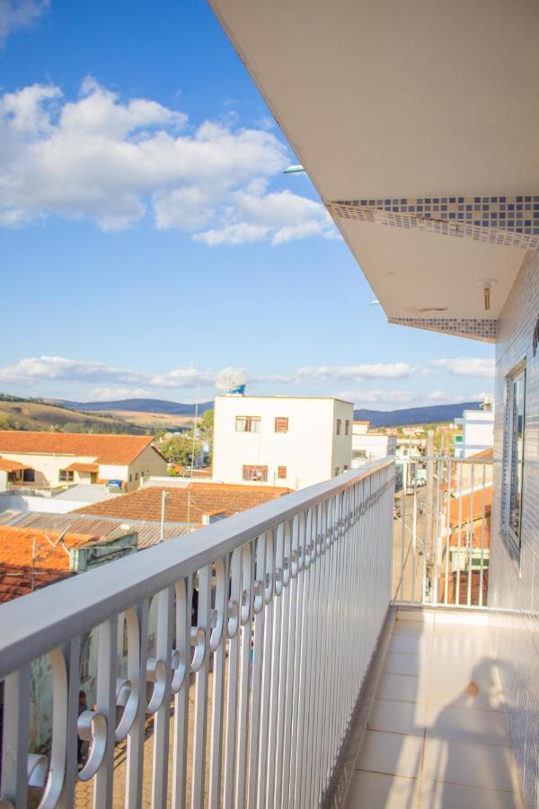 ホテル Casa Azul カランカス エクステリア 写真
